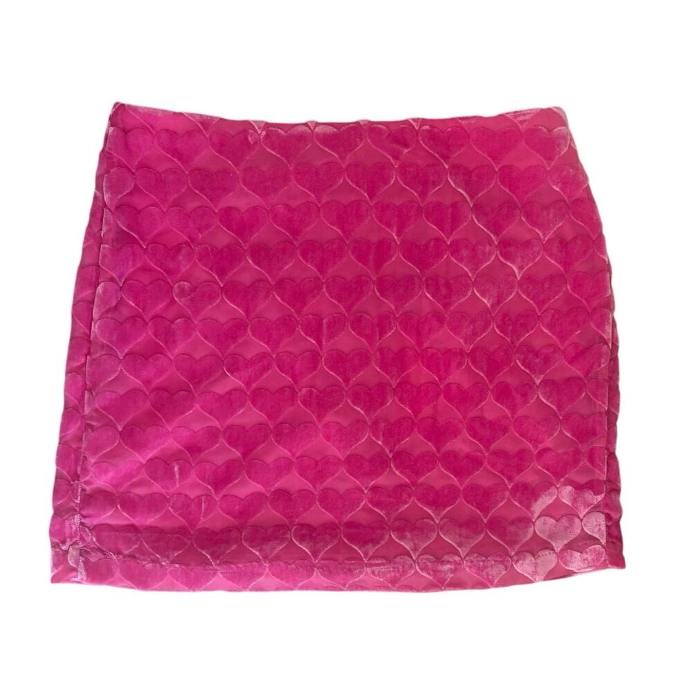 New Cupcakes and Cashmere Pink Velvet Heart Mini Skirt Size 6